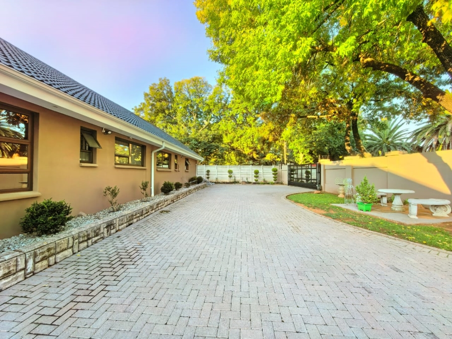 5 Bedroom Property for Sale in Sasolburg Ext 4 Free State